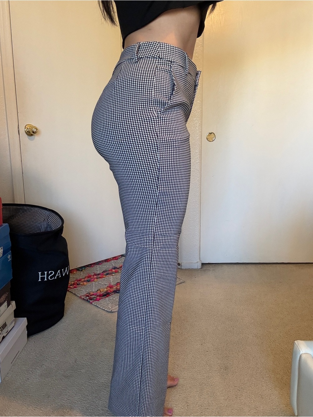 Express Black & White Houndstooth Straight-Leg Pants